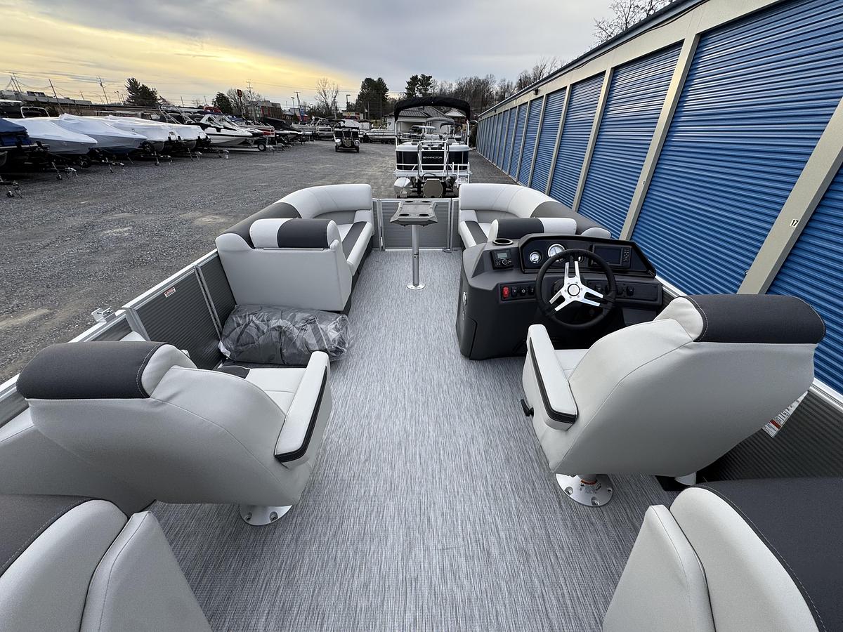 2026 Bennington 22 SSR