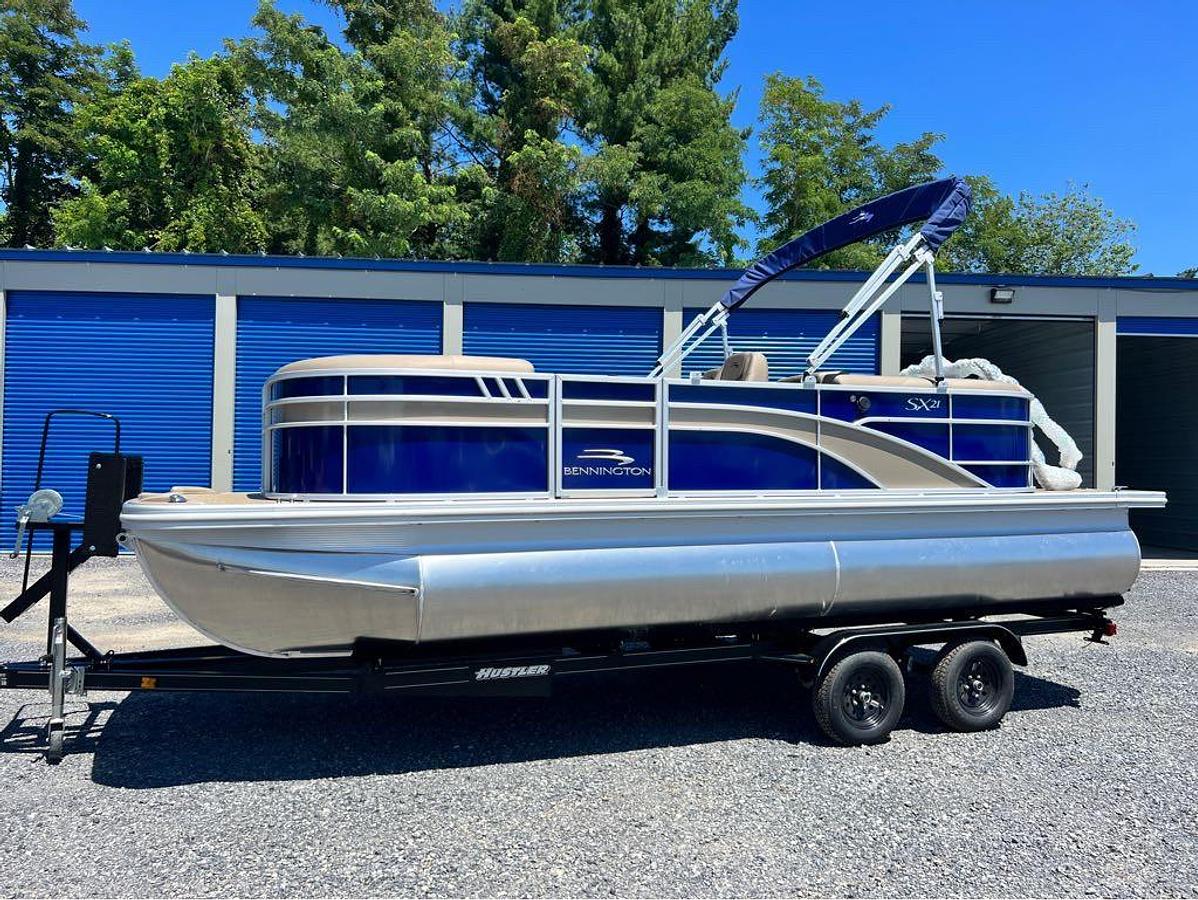 Used 2023 Bennington 21 SXSR