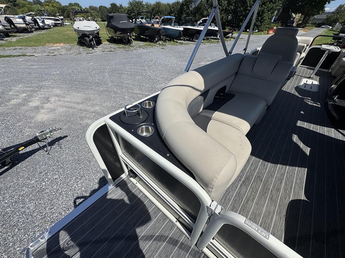 Used 2022 Premier Sunsation RF 230 CL