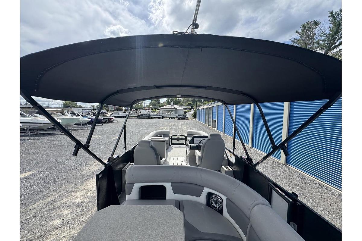 2025 Premier Solaris REV 250