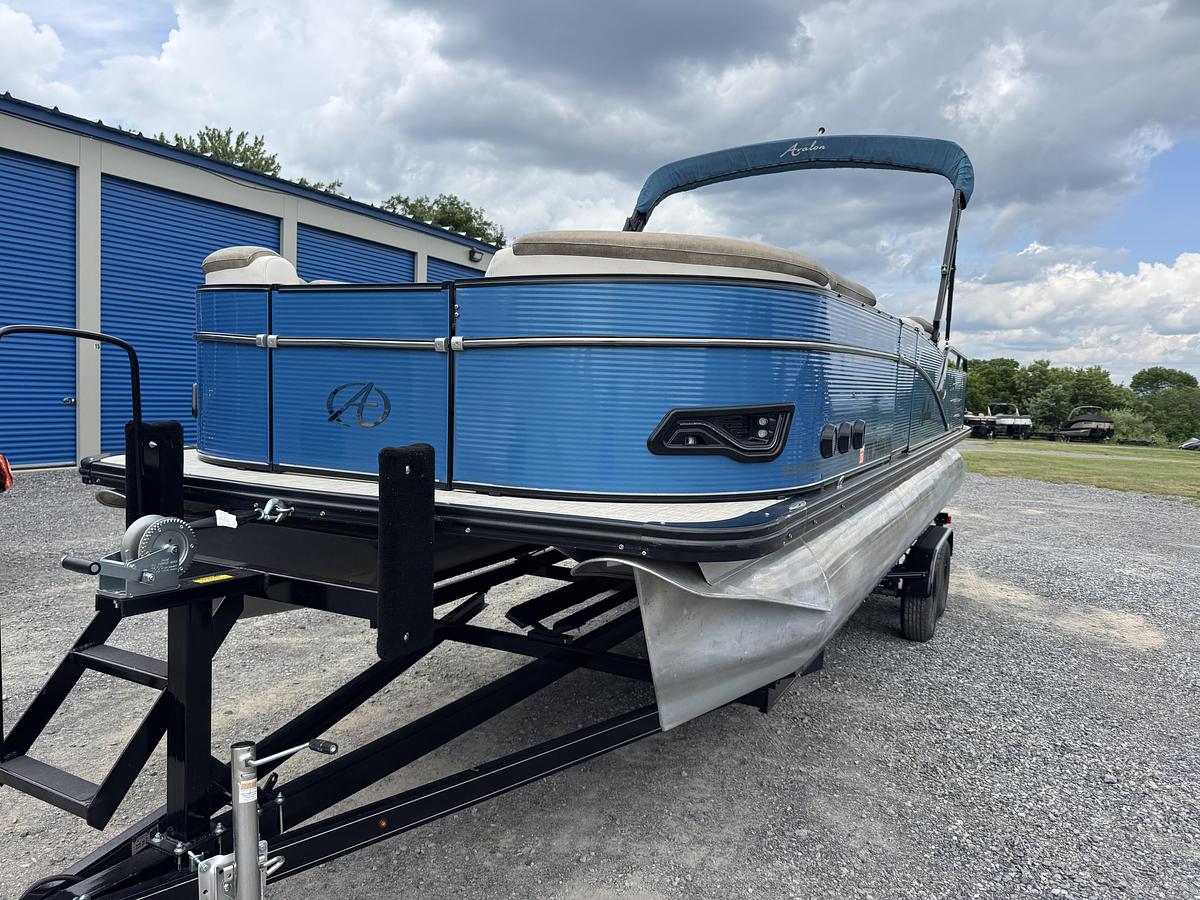 2019 Avalon Catalina 2385 VRB Avalon Catalina 2385 VRB