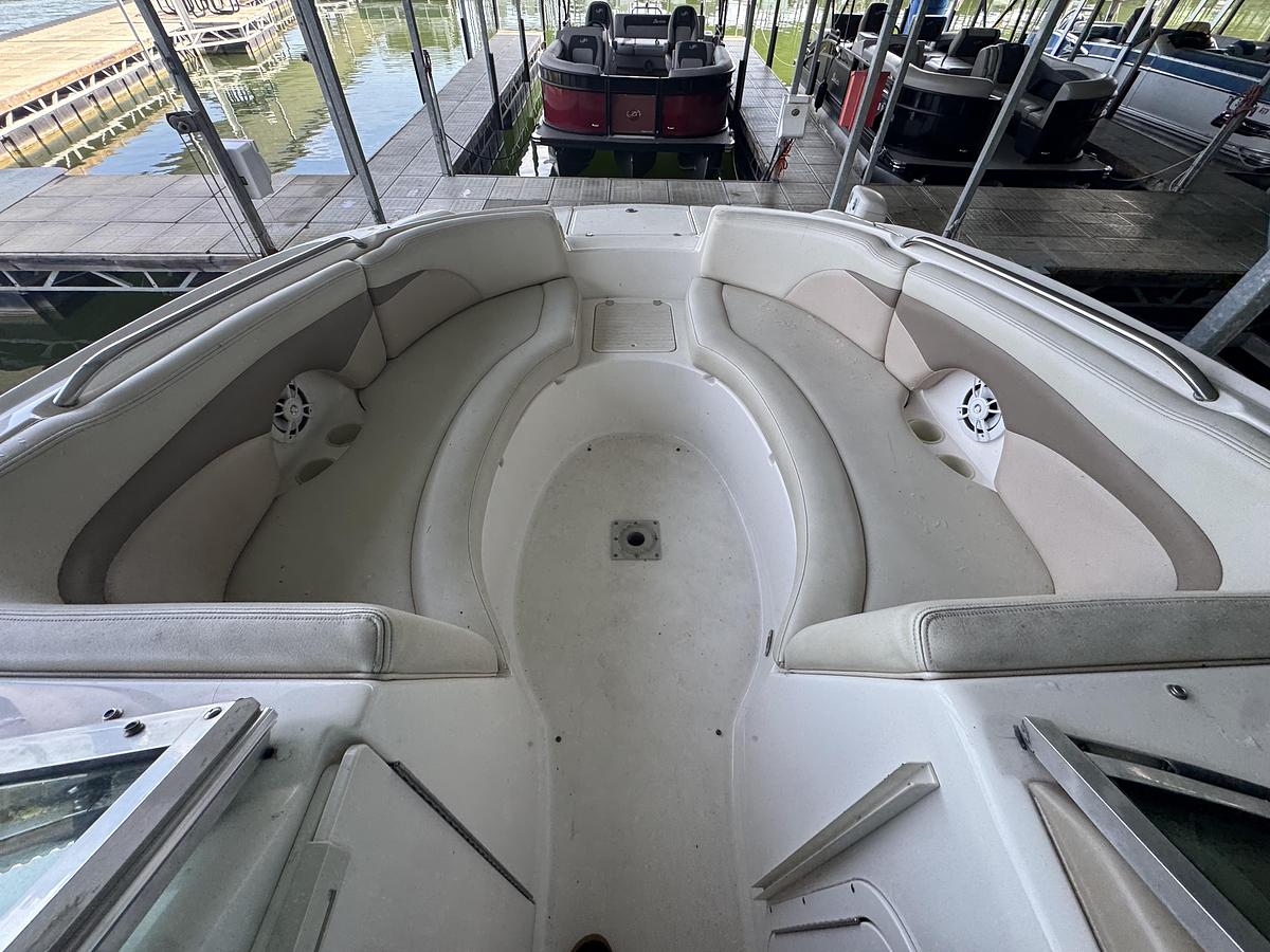 Used 2004 Chaparral 236 Sunesta