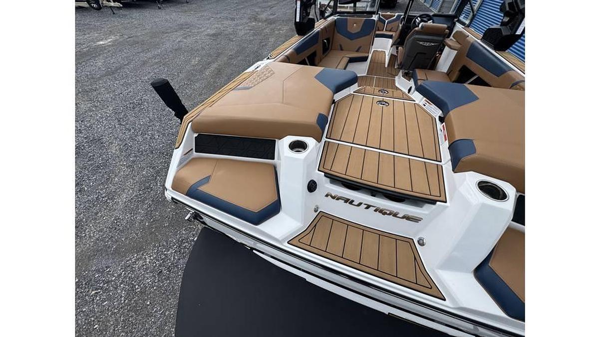 Used 2023 Nautique GS22