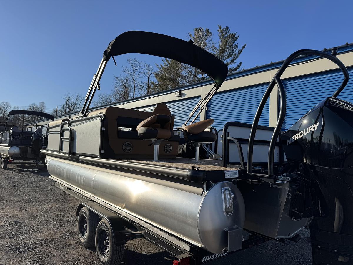 2026 Premier 230 SunSation RS (Rear Social)