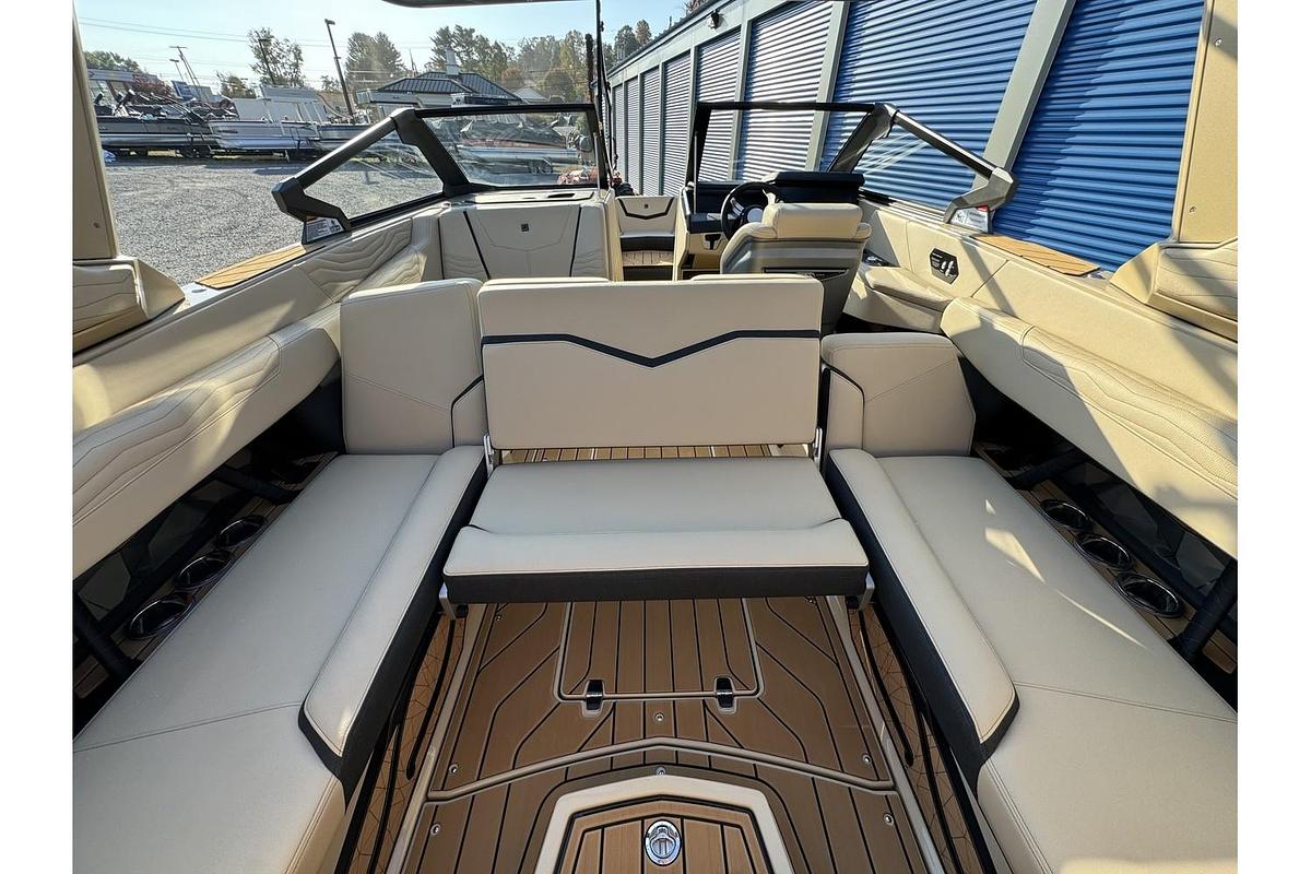 Used 2025 Nautique Super Air G G23