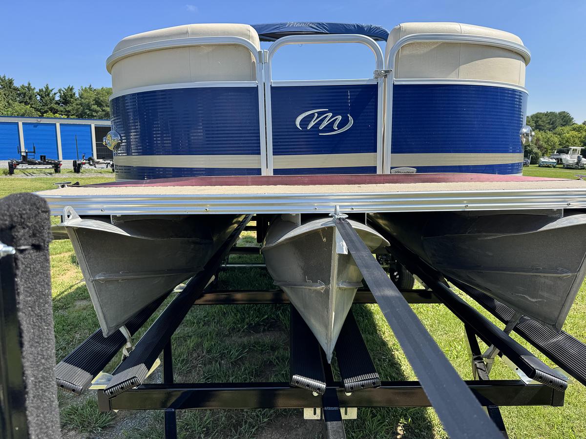 Used 2012 Manitou Oasis 20 Standard SHP