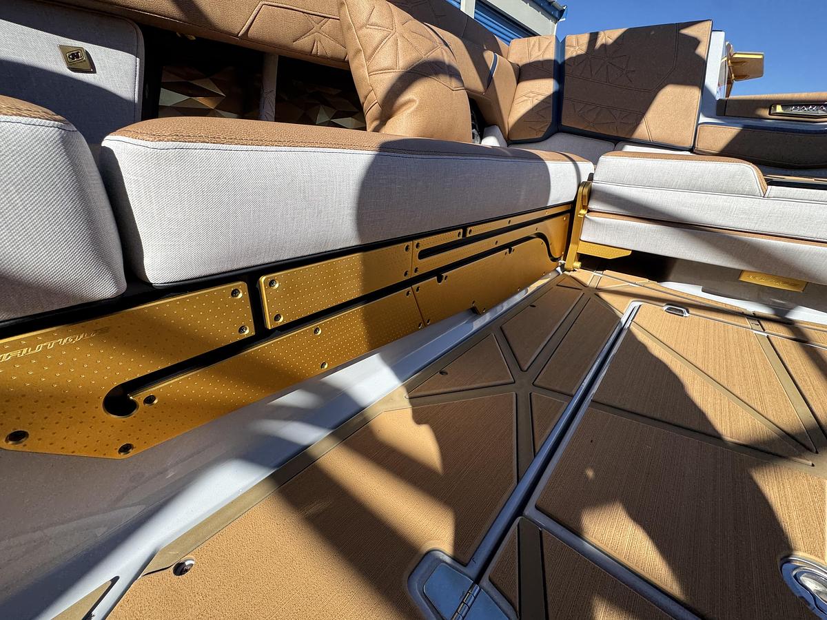 2027 Nautique Super Air Nautique G25 Paragon