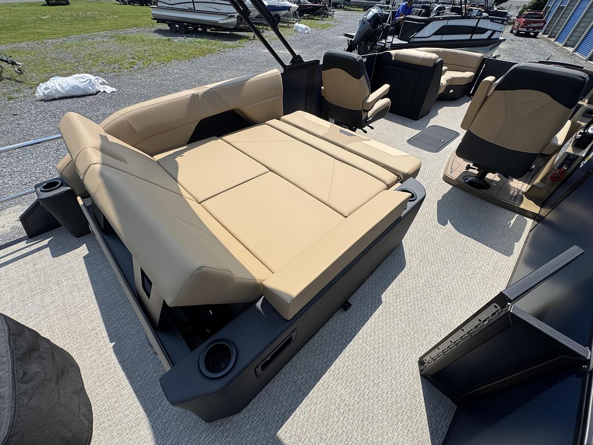 2027 Evotti 523CS 25.5 ft.