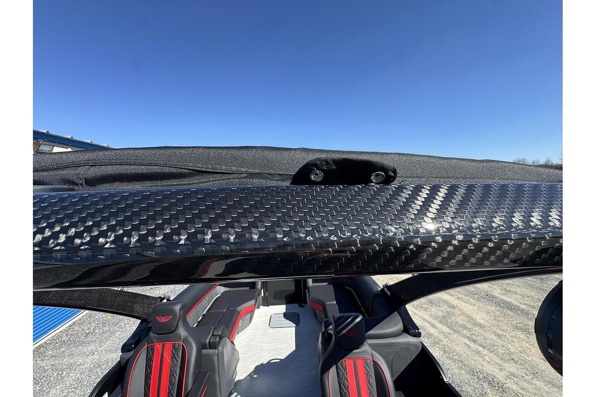 2025 Bennington 24 MFB