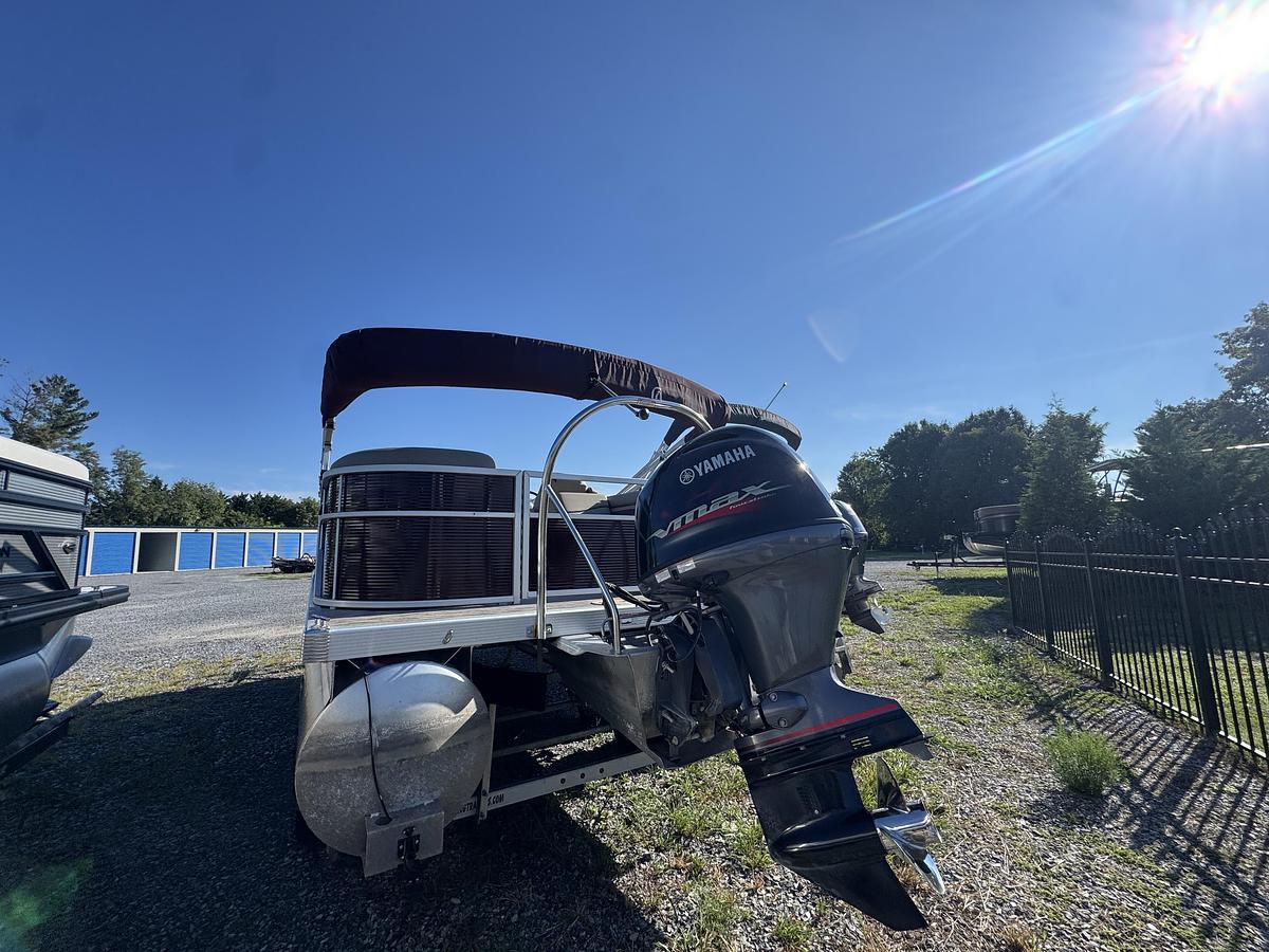 Used 2020 Bennington 22 SSR