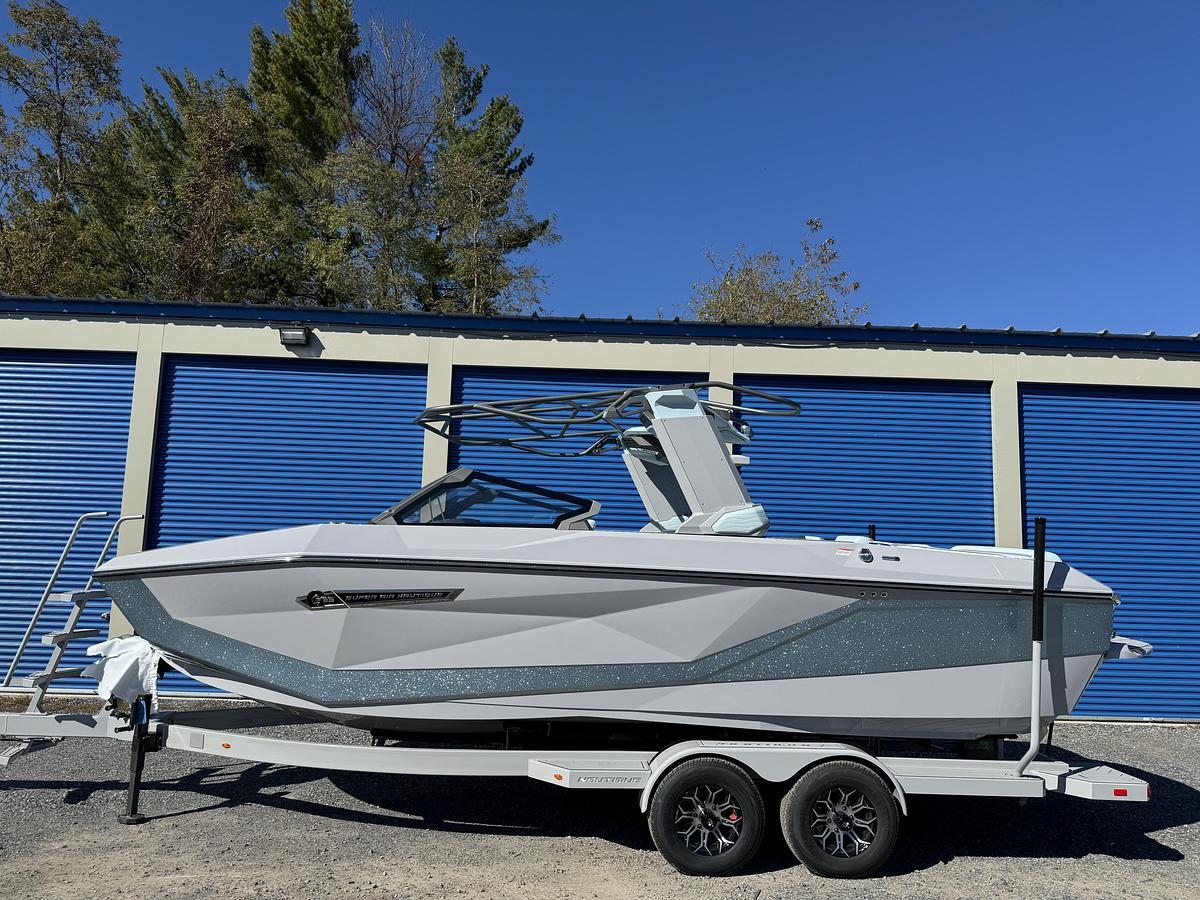 Used 2025 Nautique Super Air G G23