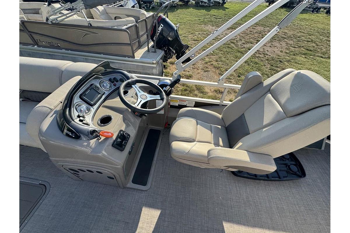 Used 2023 Sun Tracker SPORTFISH 24 XP3