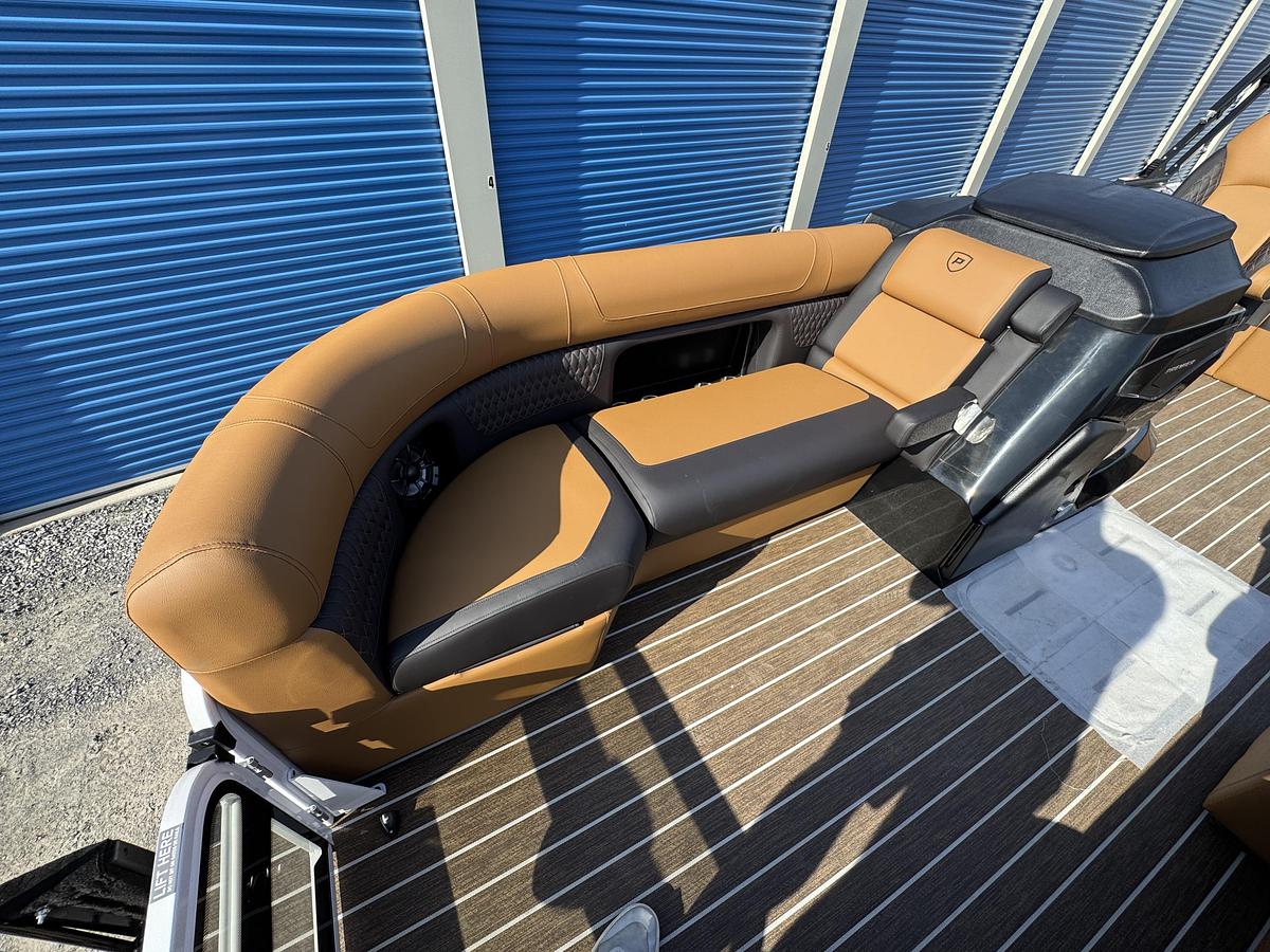 2026 Premier 230 Solaris RL