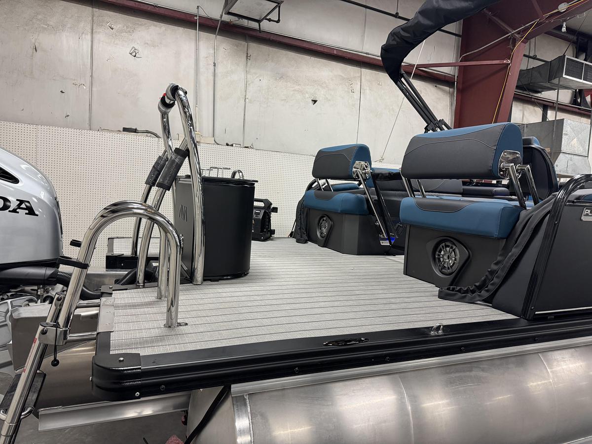 2026 Avalon 25 LSZ QLS