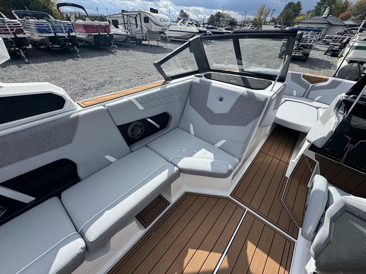 Used 2025 Nautique Super Air GS22