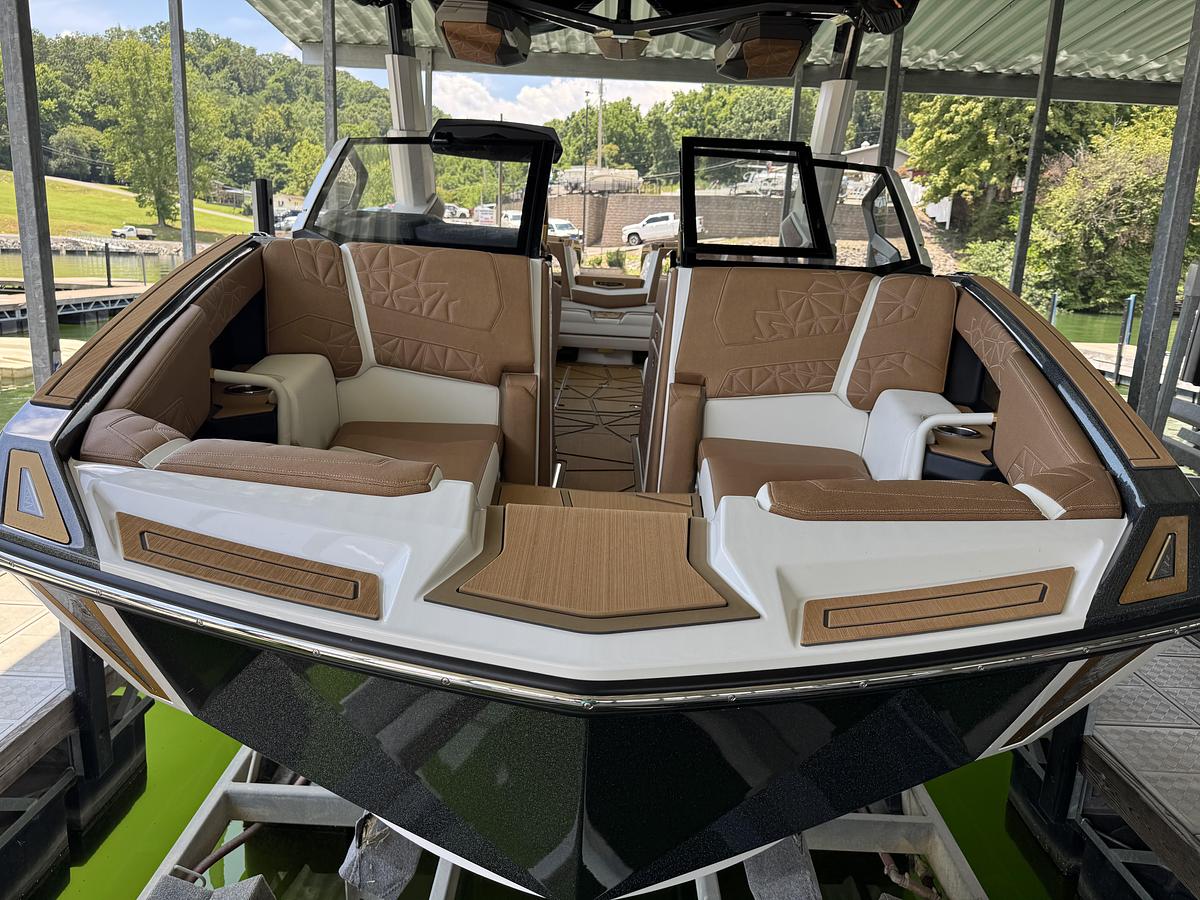Used 2026 Nautique Super Air Nautique G25 Paragon