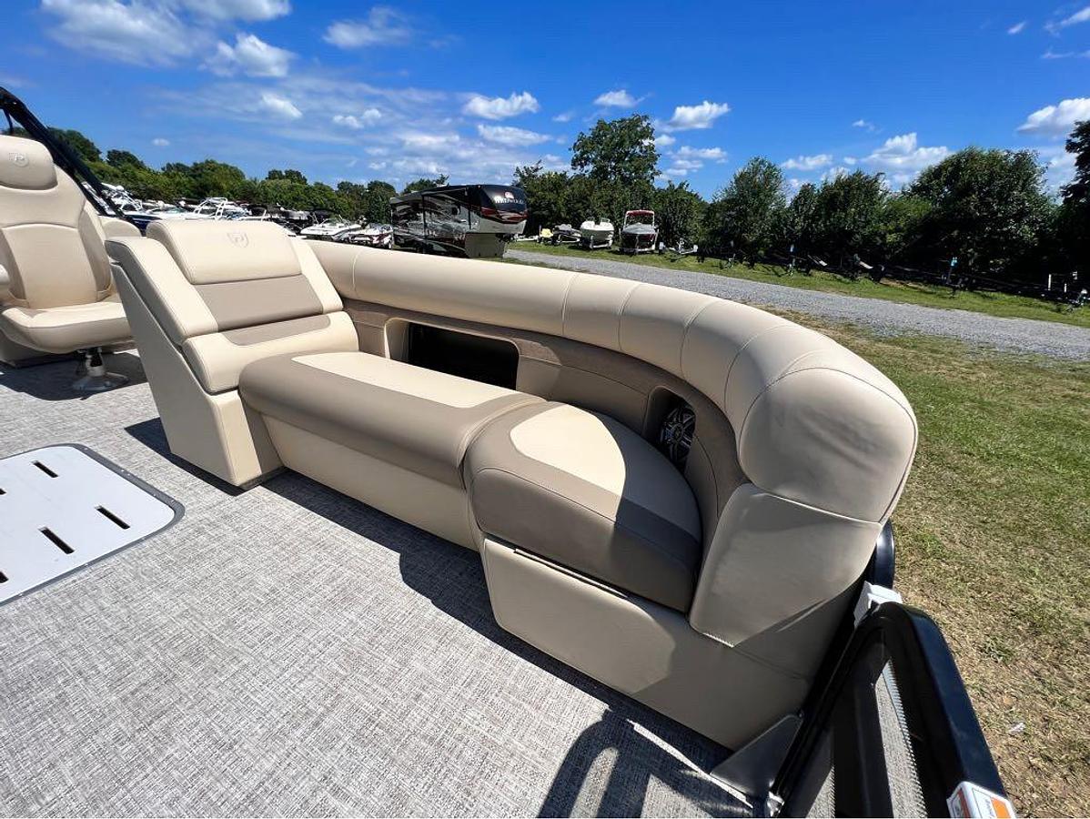 2024 Premier 230 Sunsation RF