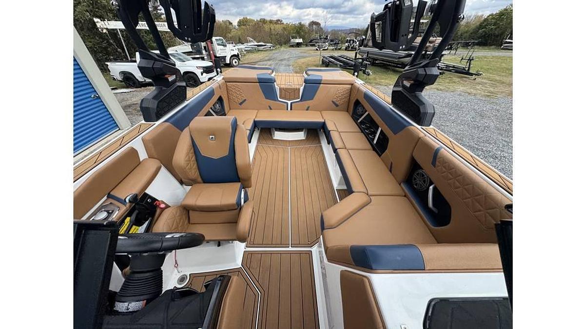 Used 2023 Nautique GS22