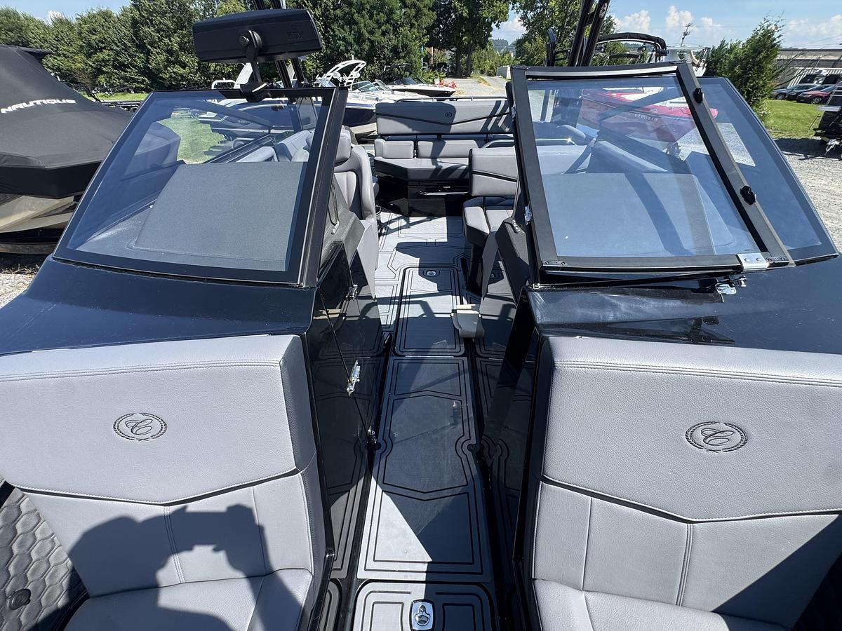 2026 Cobalt R4 Surf
