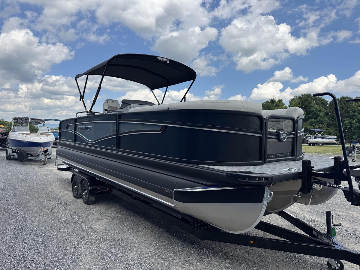 2026 Premier 250 Intrigue RLO