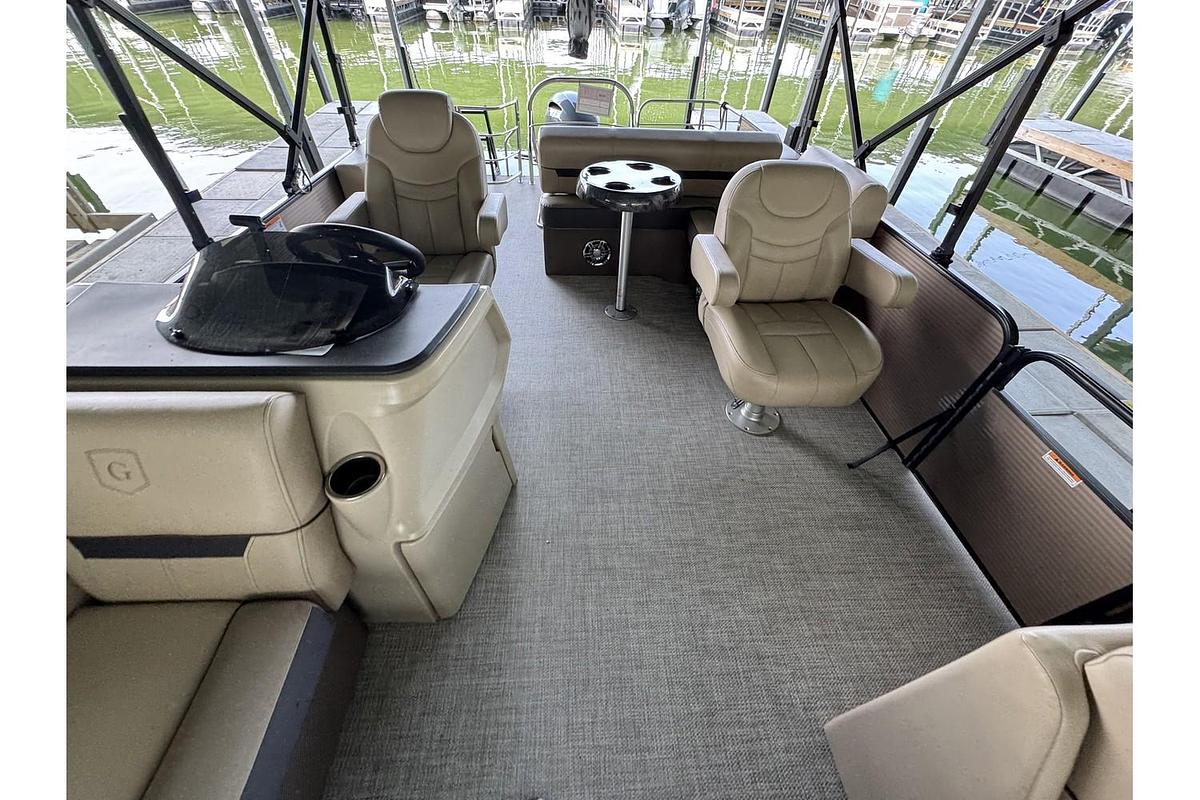 Used 2022 Sweetwater SW 2286 SFL