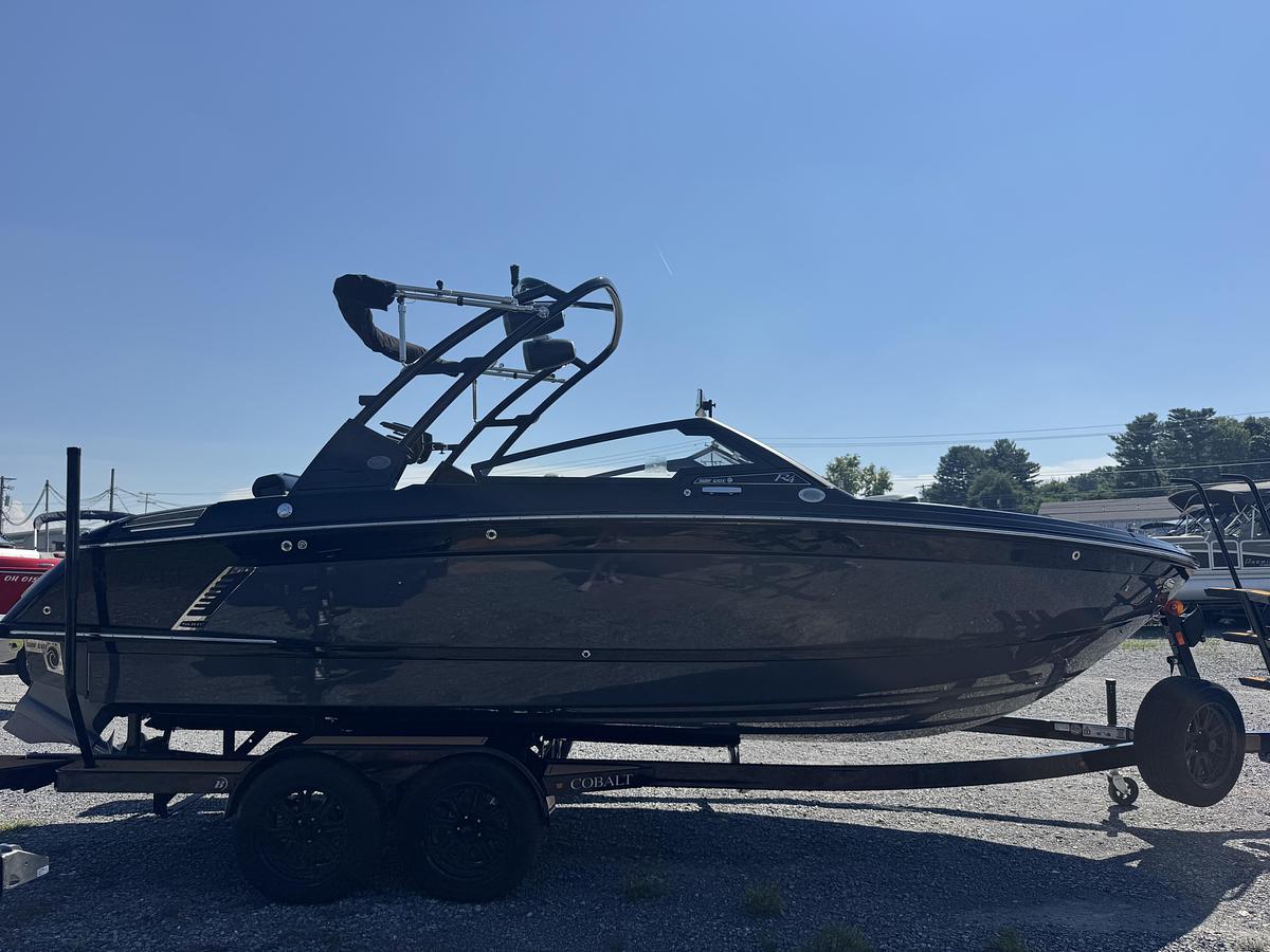 2026 Cobalt R4 Surf