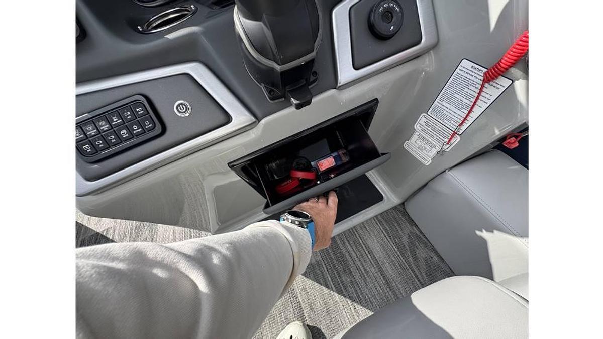 Used 2024 Ranger Boats 220F