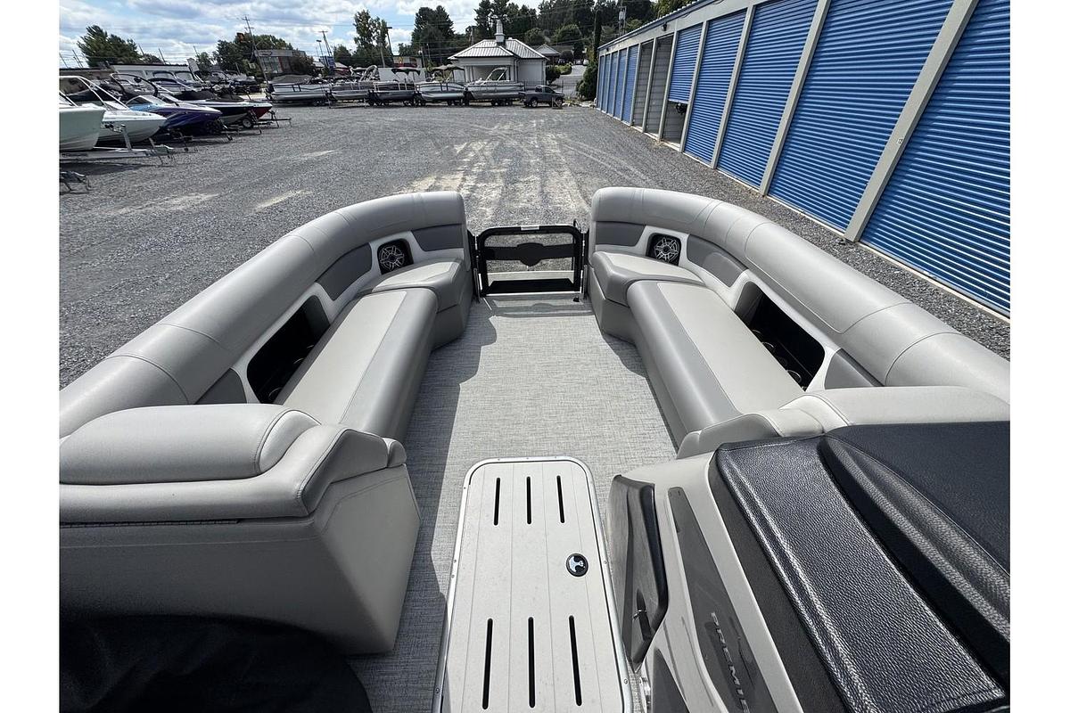 2025 Premier Solaris REV 250