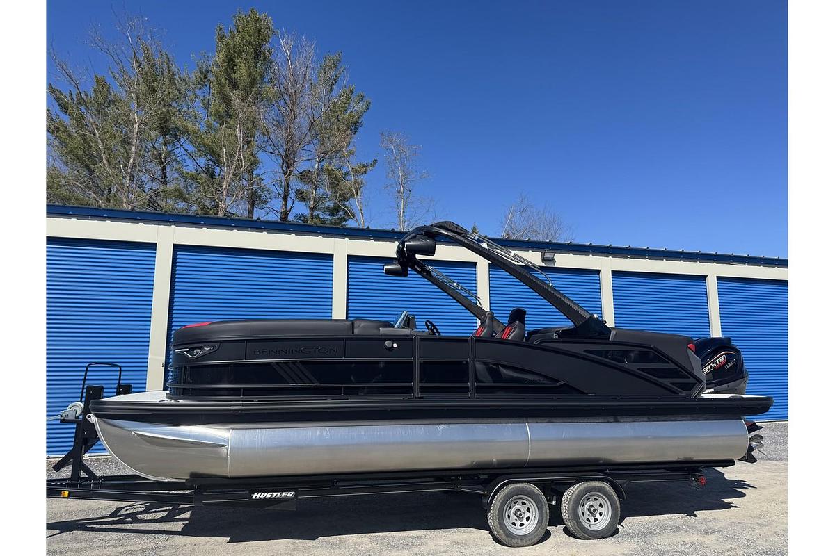 2025 Bennington 24 MFB