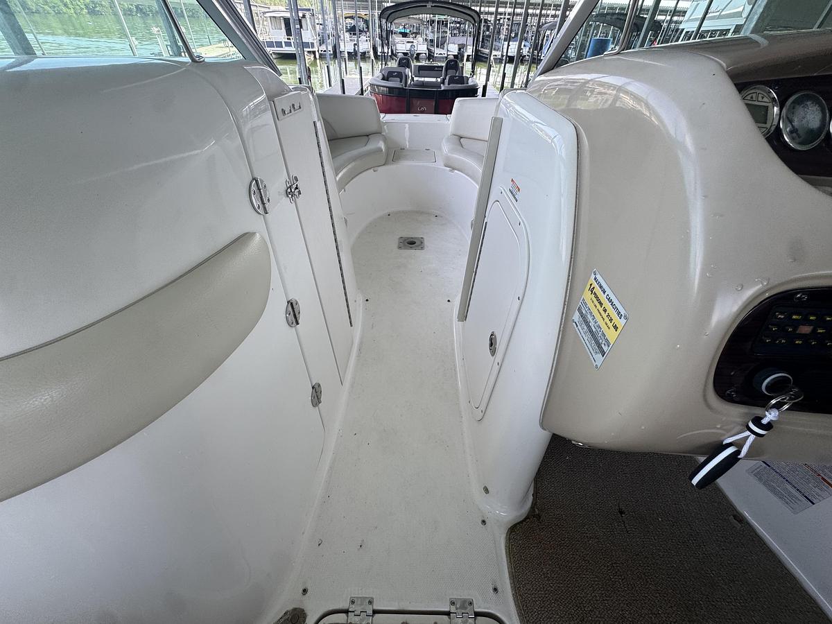 Used 2004 Chaparral 236 Sunesta