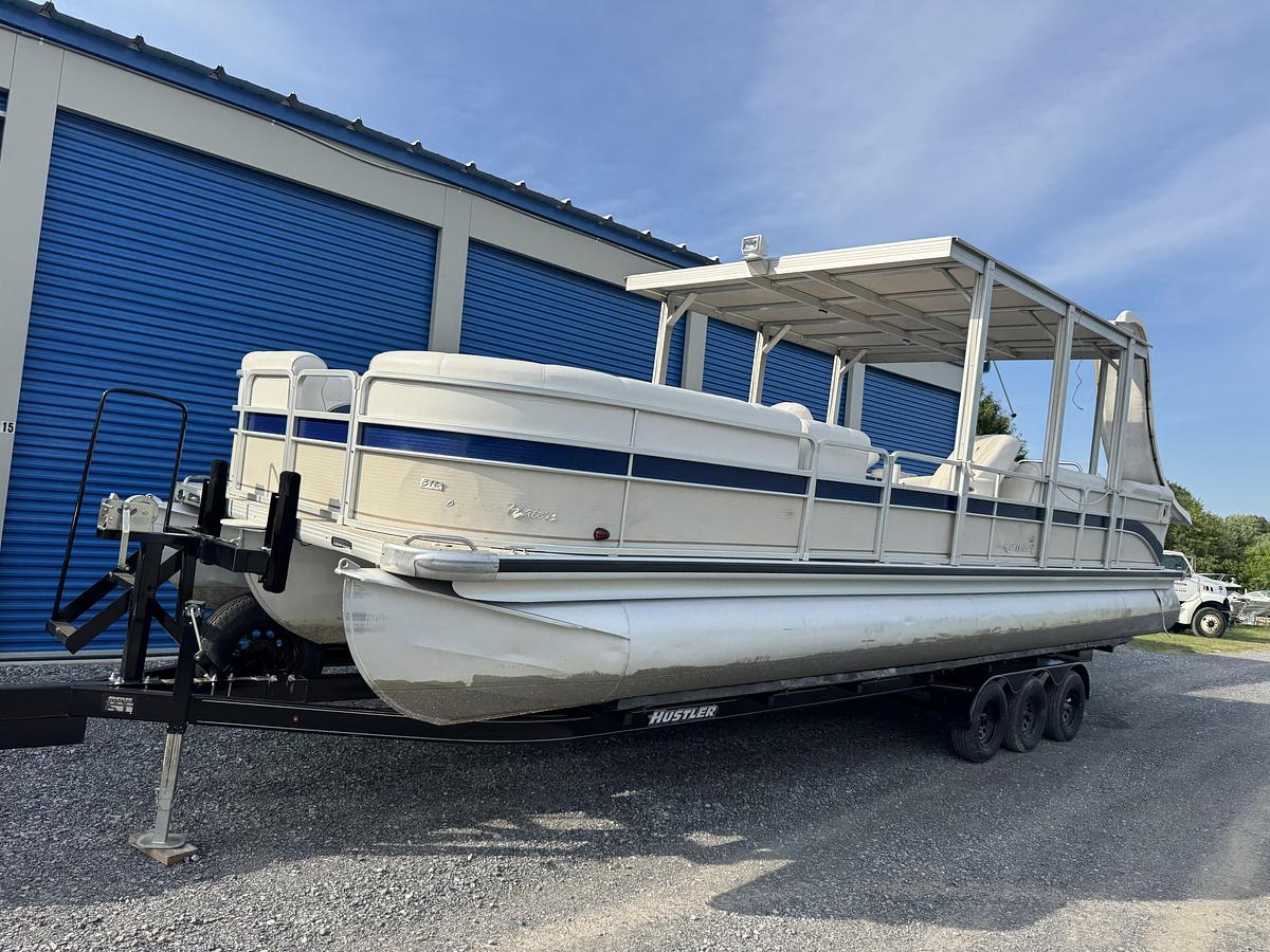 Used 2005 Premier 310 Boundary Waters UD