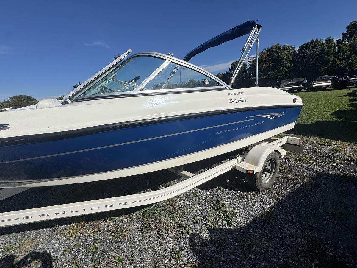Used 2010 Bayliner 174 SF