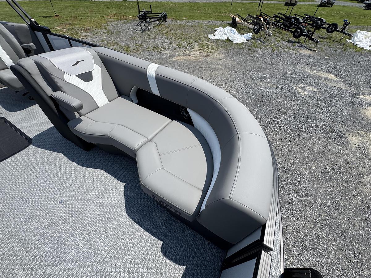 2027 Evotti 521CS 23.5 ft.