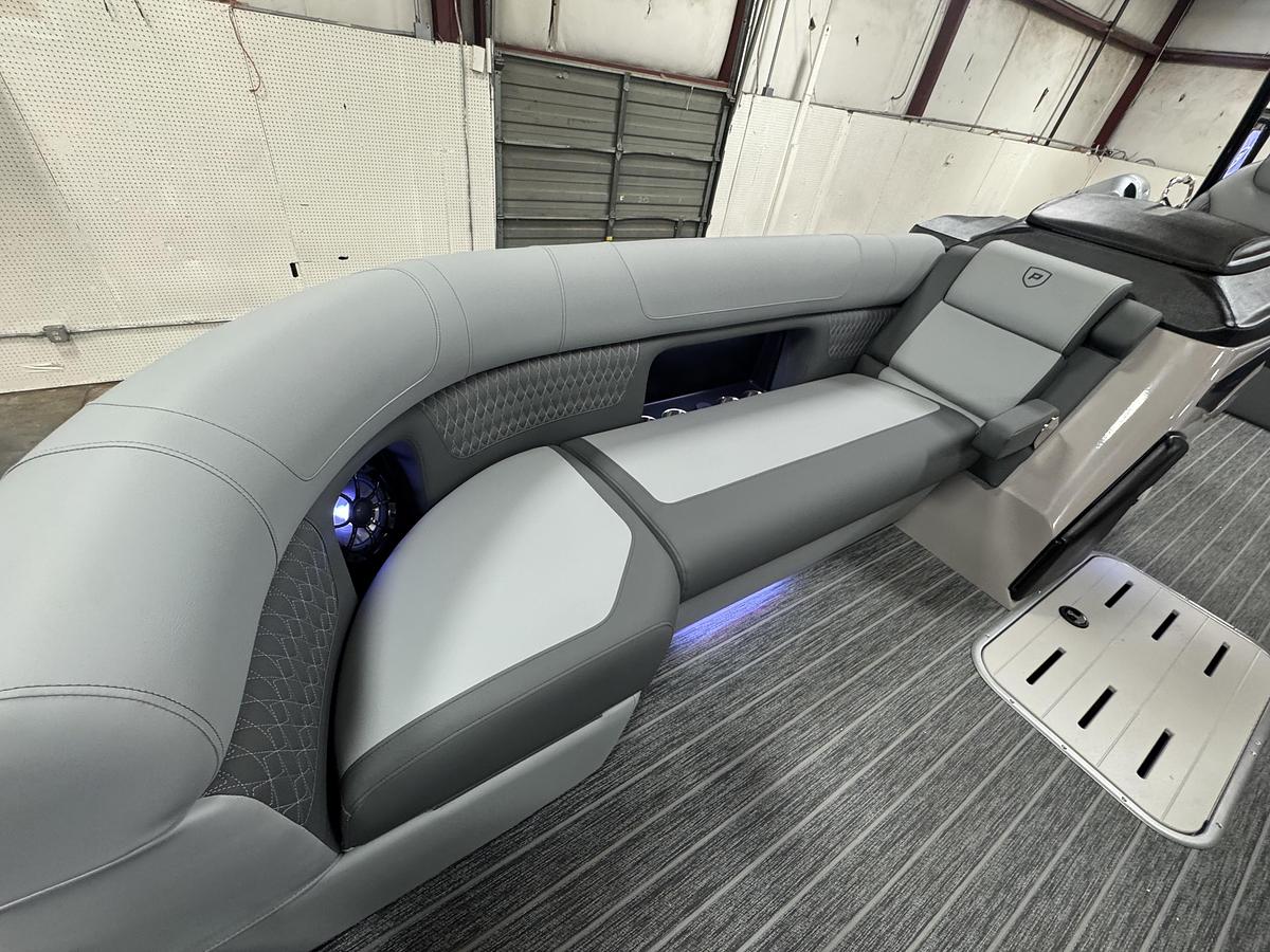 2026 Premier 250 Solaris RL