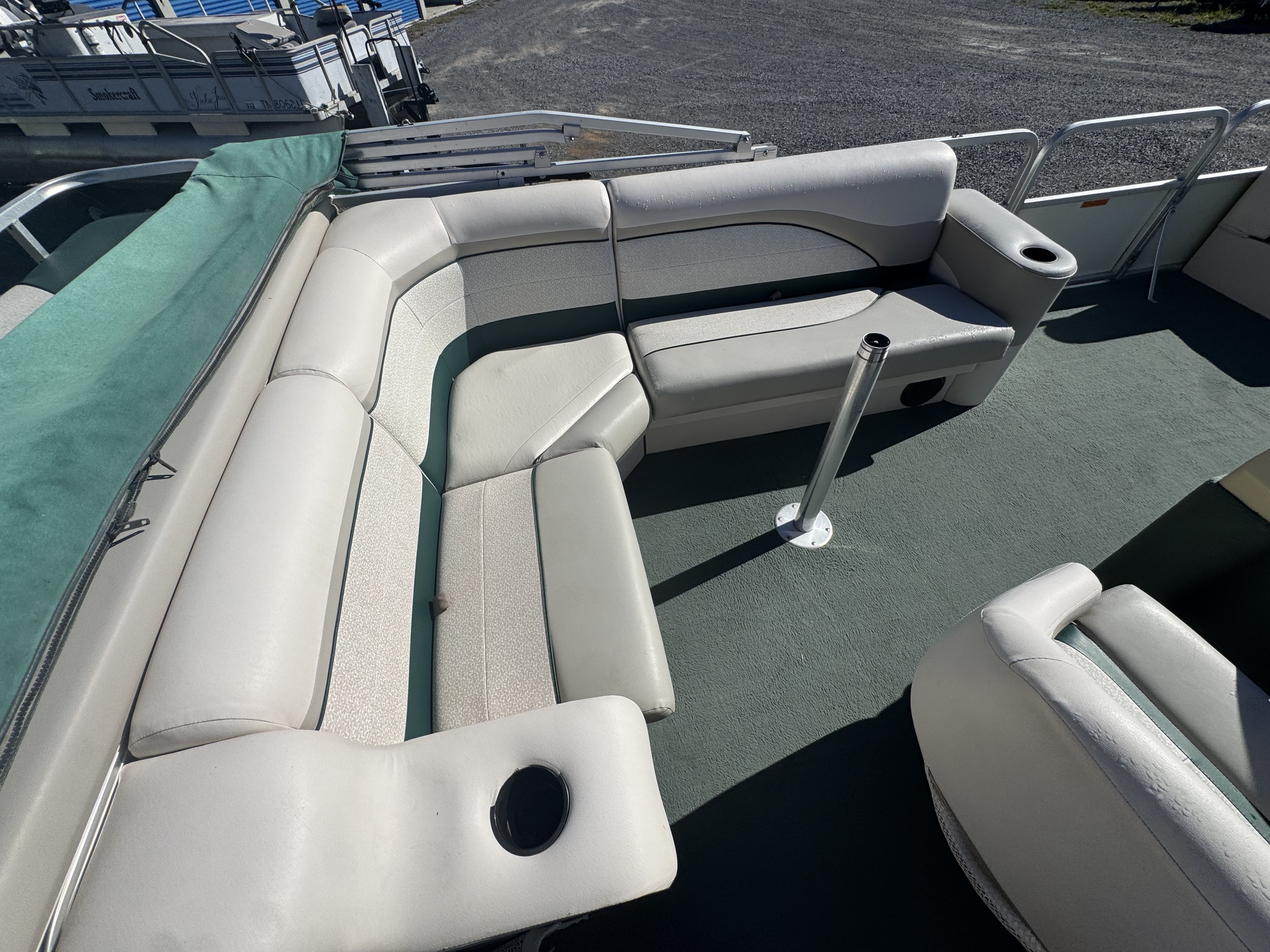 Used 1998 Grumman (Lowe) Fun Ship