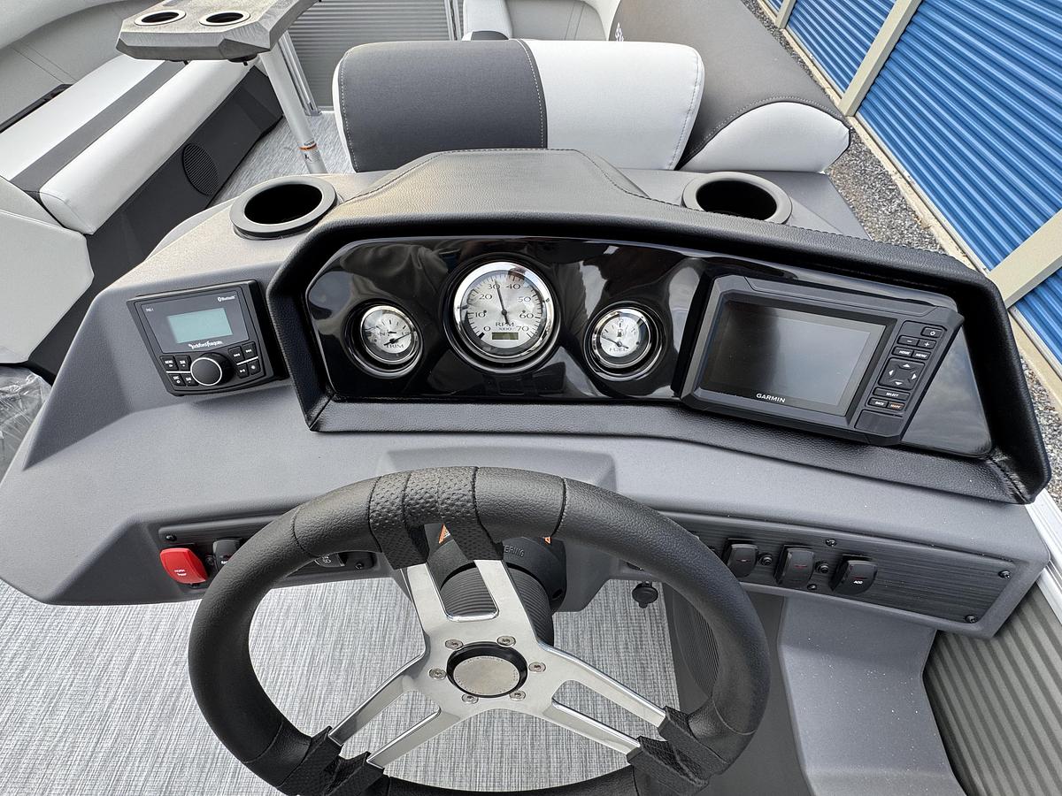 2026 Bennington 22 SSR