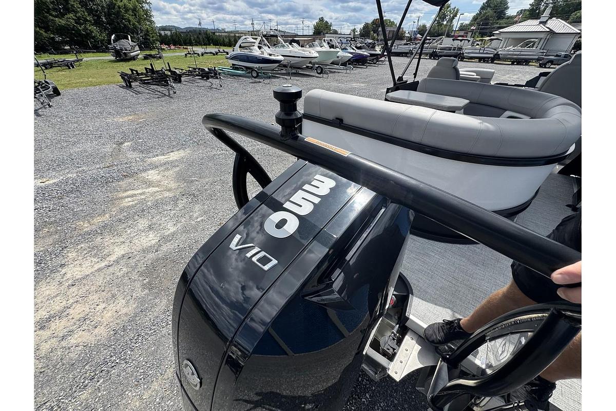 2025 Premier Solaris REV 250