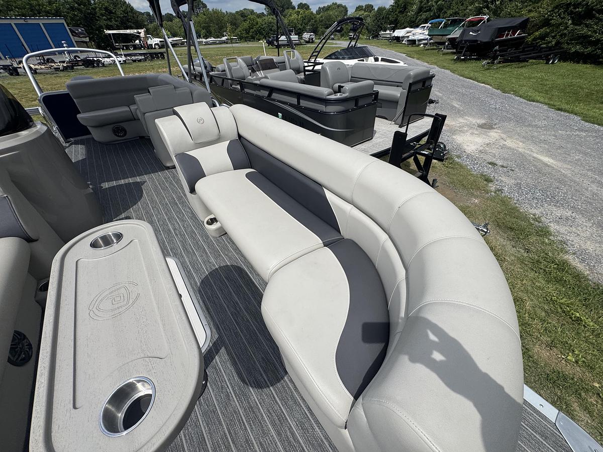 Used 2022 Premier Sunspree RE 230 CL