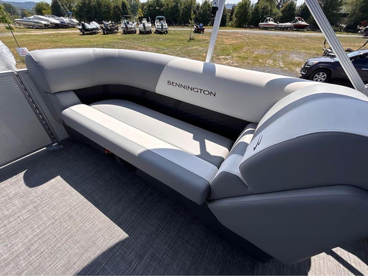 2025 Bennington 22 SSR-SPS
