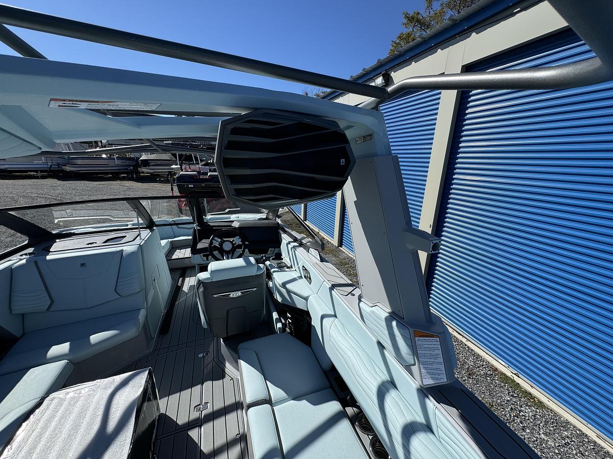 Used 2025 Nautique Super Air G G23