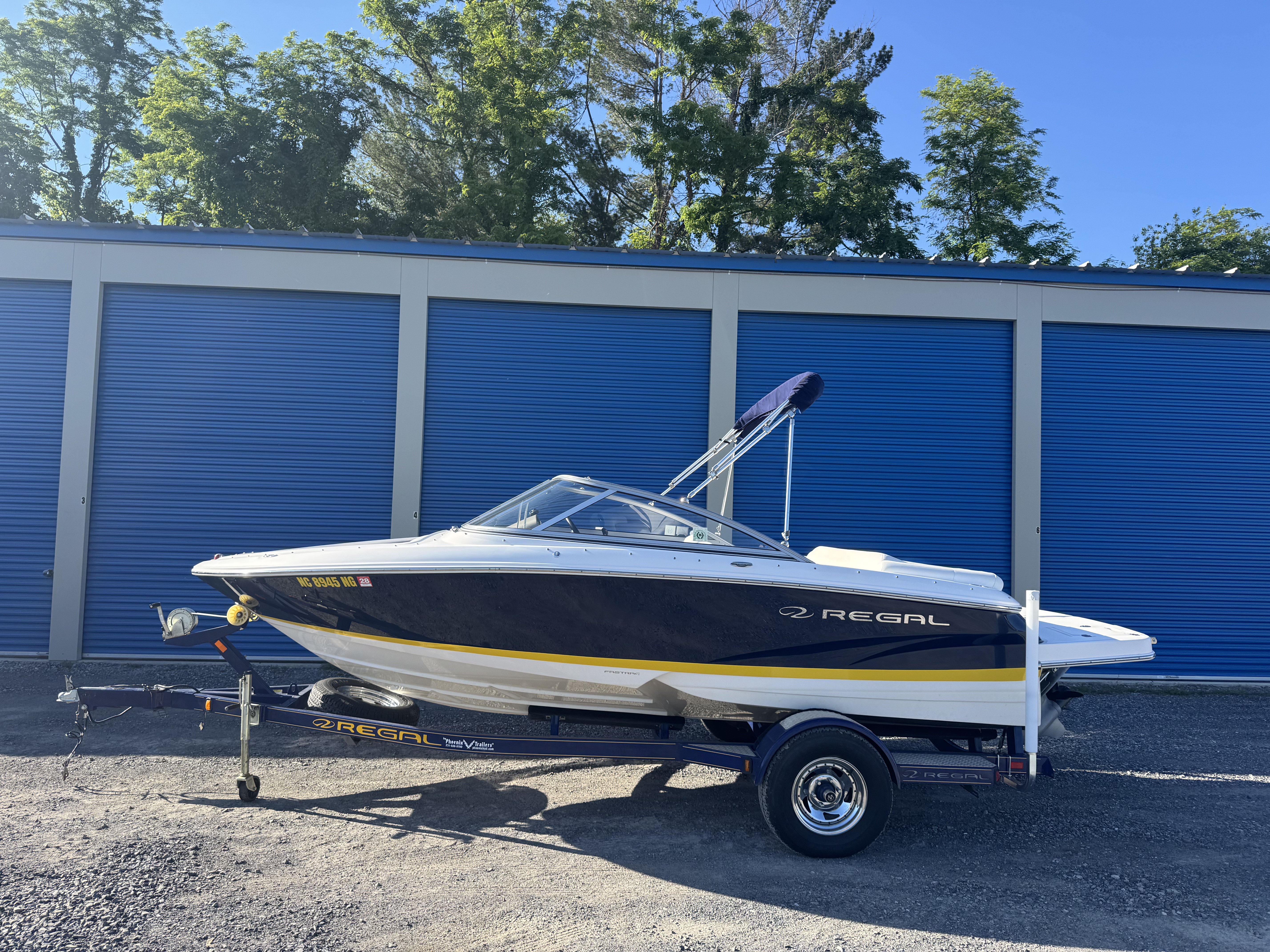 Used 2011 Regal 1900 LE