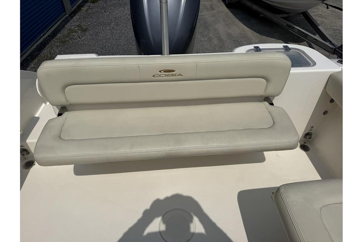 Used 2021 Cobia 220 DC