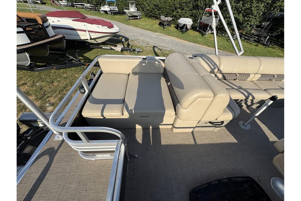 Used 2023 Sun Tracker SPORTFISH 24 XP3