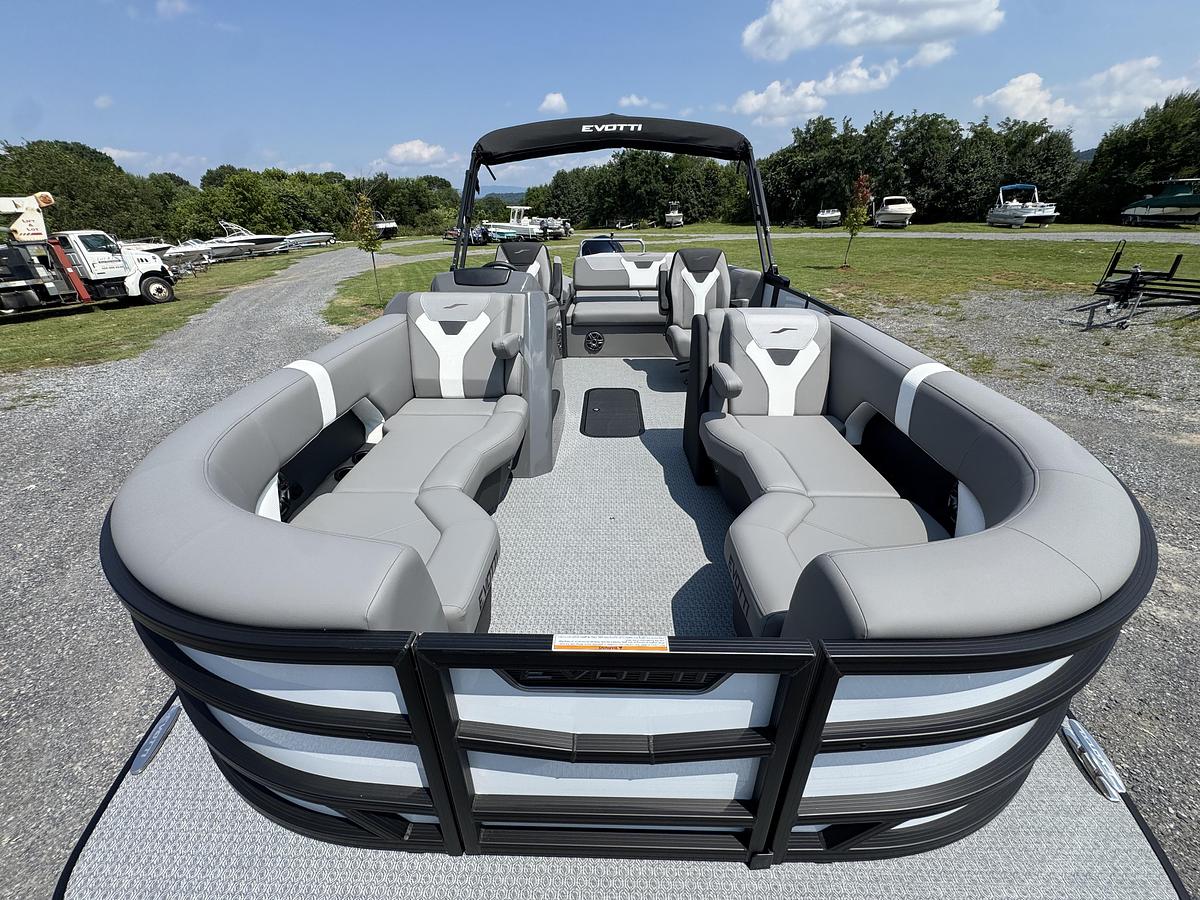 2027 Evotti 521CS 23.5 ft.