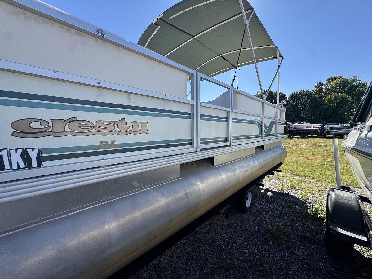 Used 2000 Crest Crest II DL