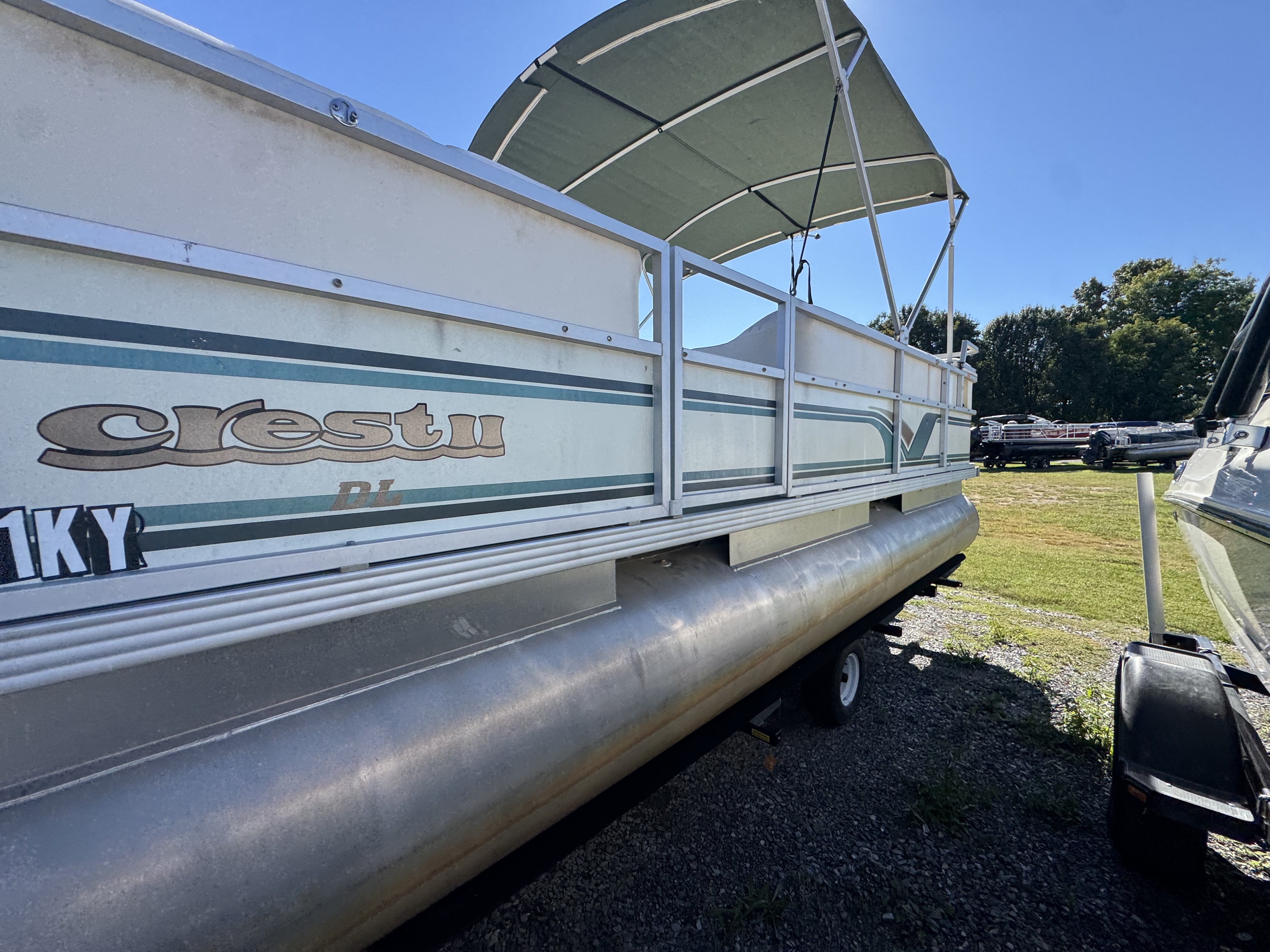 Used 2000 Crest Crest II DL