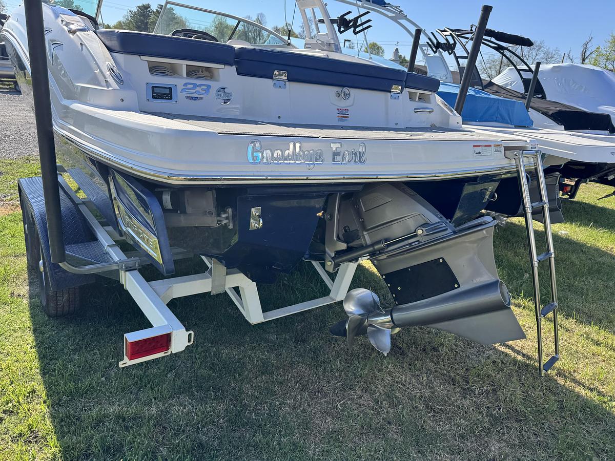 Used 2021 Chaparral 23 Surf
