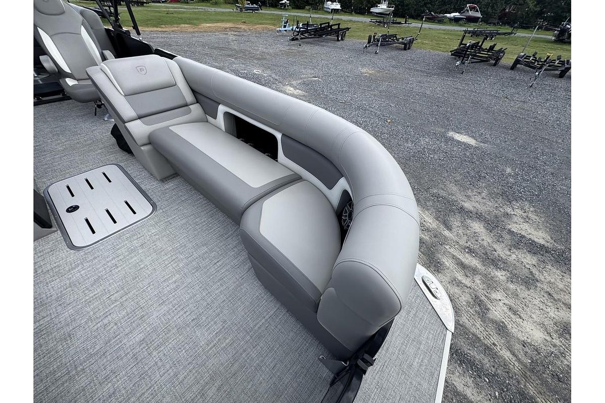 2025 Premier Solaris REV 250