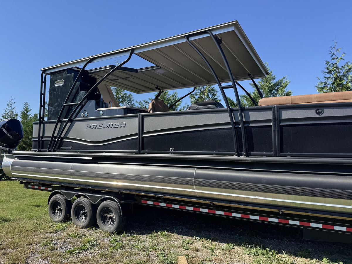2027 Premier 330 Escalante
