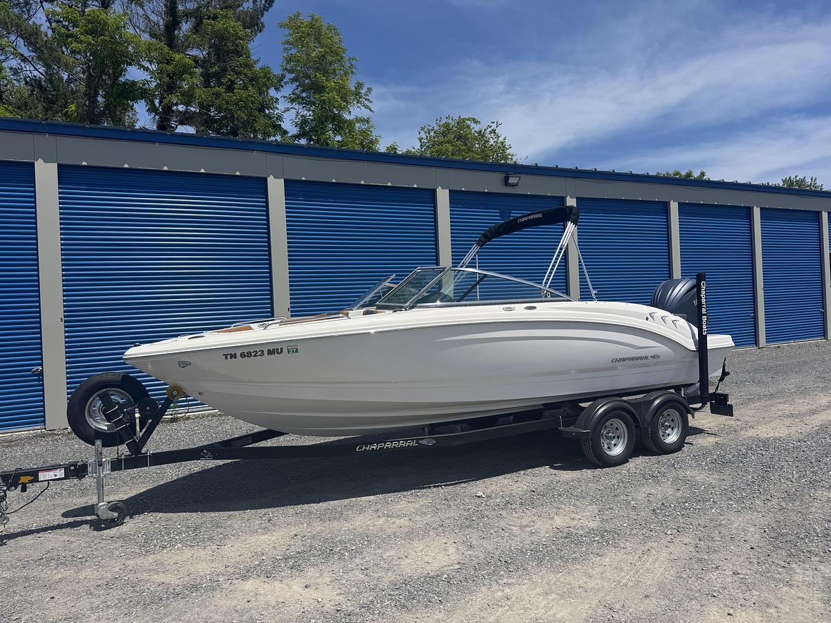 Used 2023 Chaparral 23 SSI Outboard